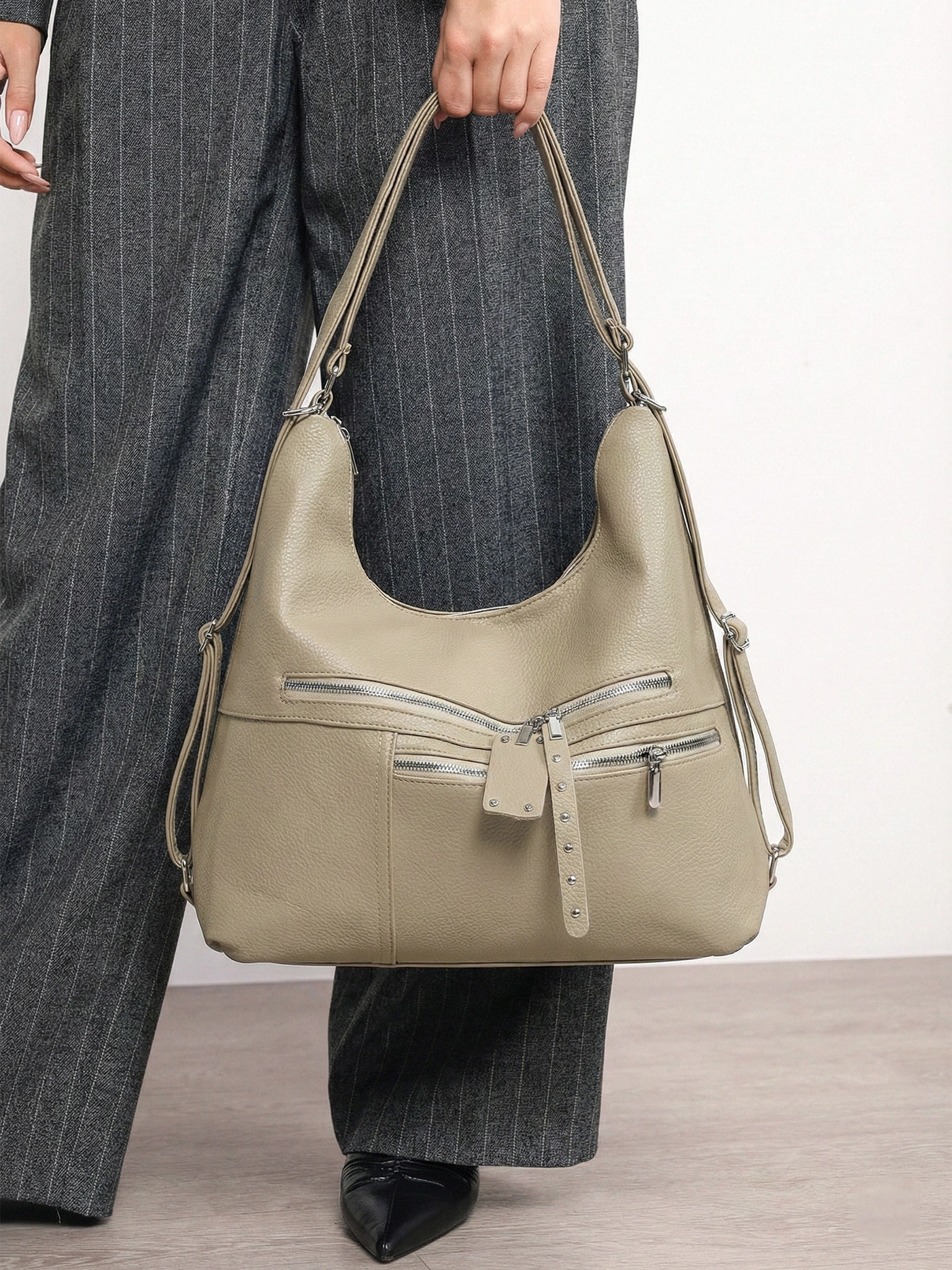 Сумка-шоппер с декоративными пуллерами в ассортименте